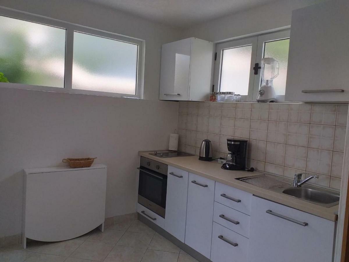 Apartment Biokovo Krvavica Esterno foto